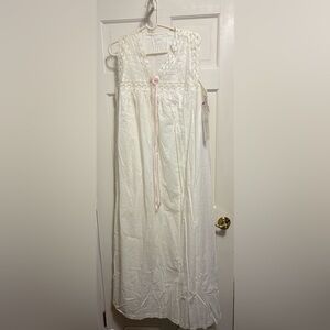 Gilead Vintage White Sheer Cotton Nightgown